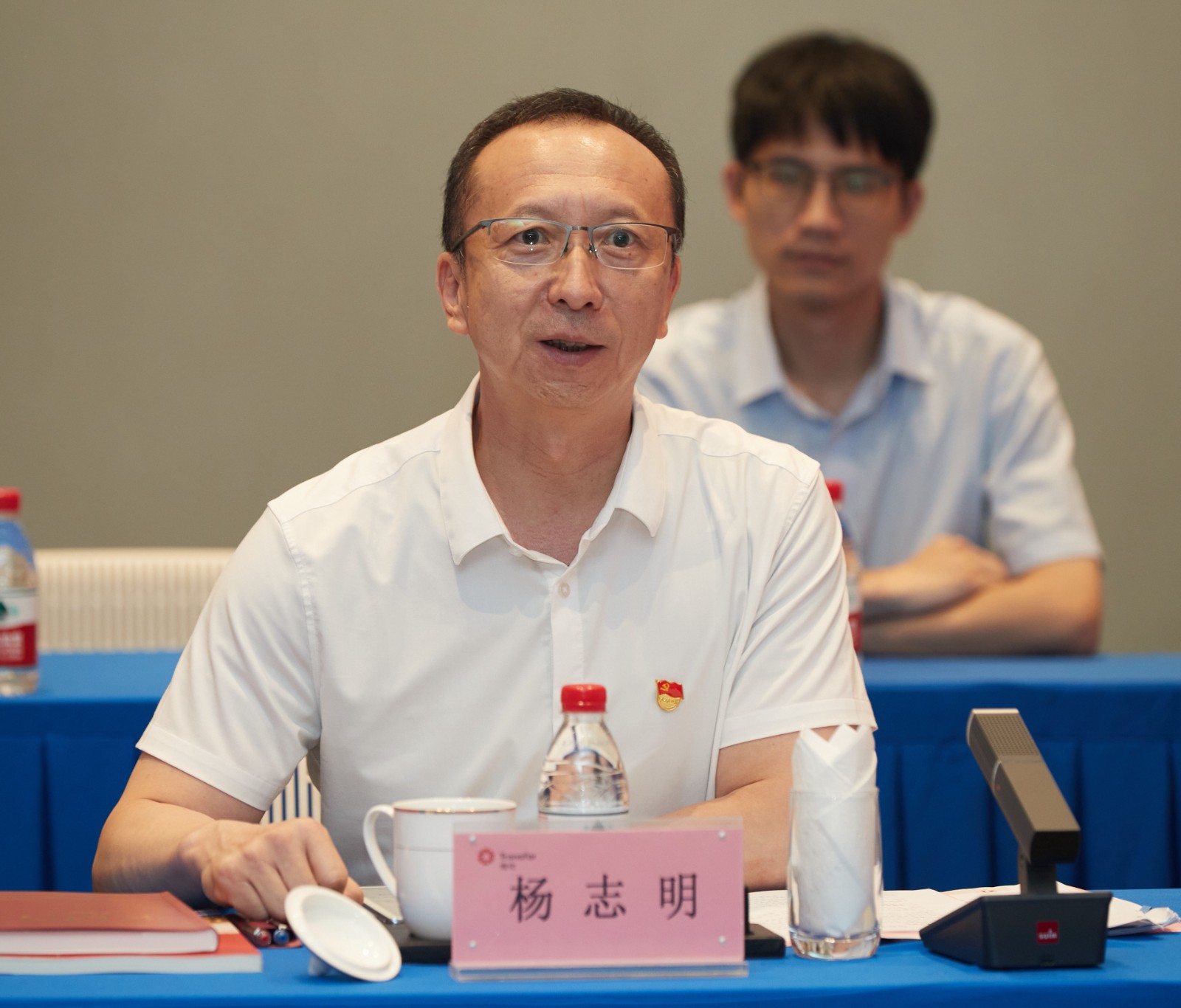 8杨行长.jpg